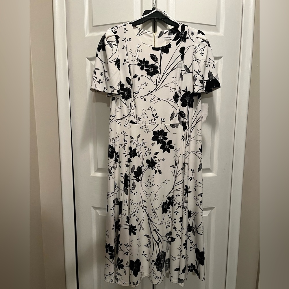 Calvin Klein Black and White Floral dress. 14W
